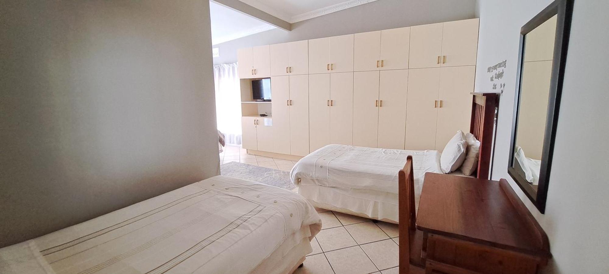 Raston Guest House Lambertʼs Bay Zimmer foto